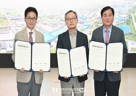 ㈜제이앤티씨, TGV 유리기판 생산공장 3,470억 투자