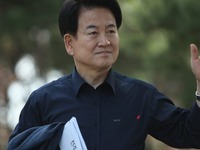 [속 보]정동영 국회의원, '성실하게 인사청문회에 임하겠다'